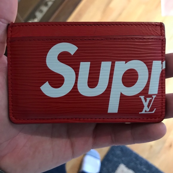 louis vuitton supreme card holder